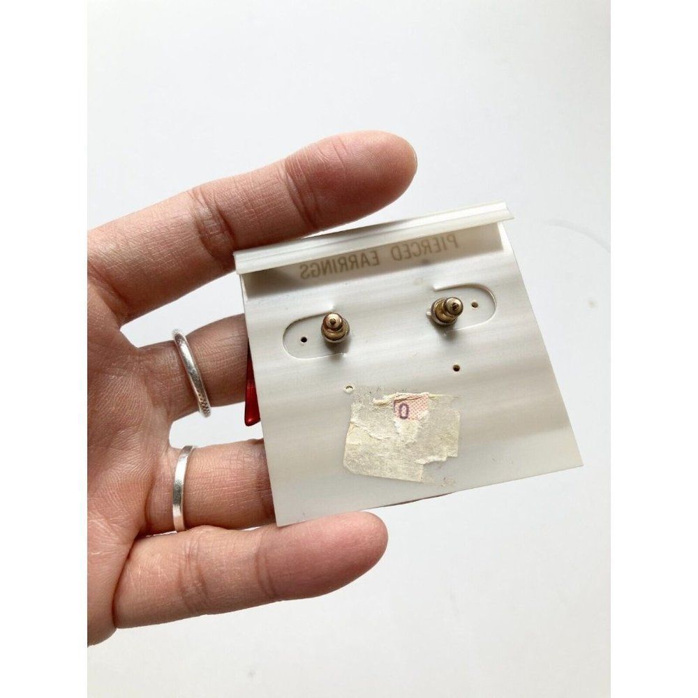 Vintage 80's Unsigned Tortoise Marbled Acrylic Triangle Stud Earrings - Picture 6 of 7